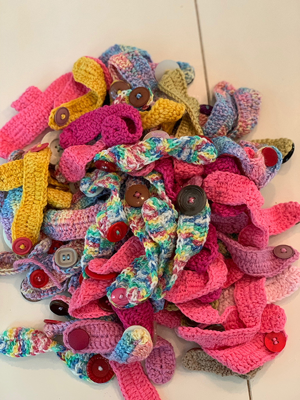 Masks, scrub caps, and colorful fabric — photo 28 from the Sewing Angels archive